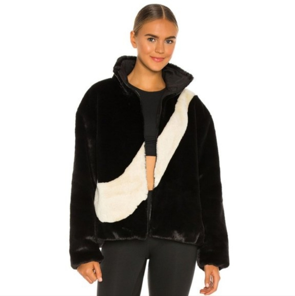 Nike Sportswear Faux Fur Jacket Black Full Zip Women’s Medium - Picture 3 of 16